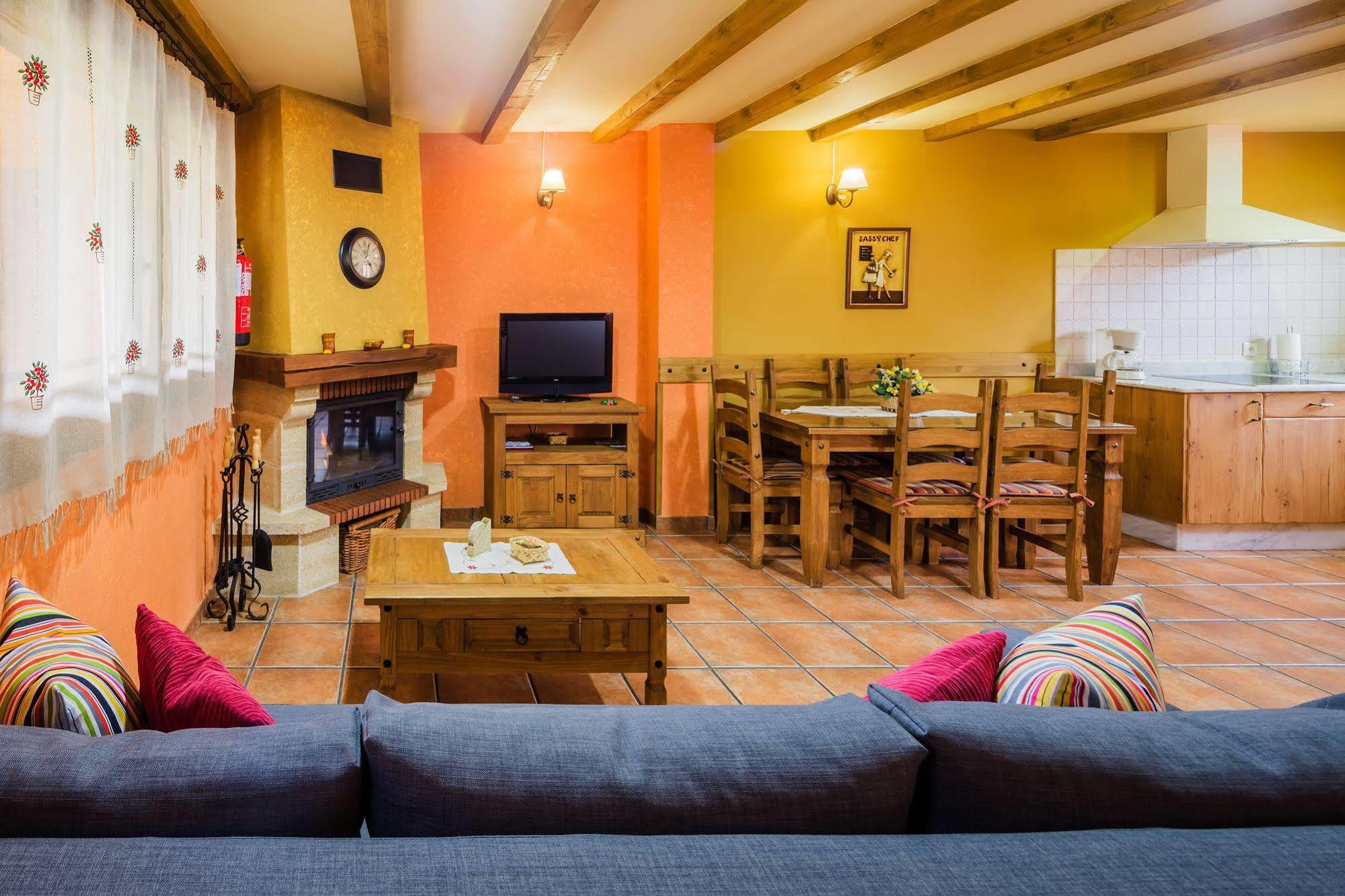 Apartamentos Rurales L'Abiseu Caboalles de Abajo Kültér fotó